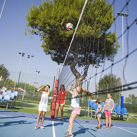 Prázdninový areál Numanablu Sport Fun Kids 4 Stelle Numana