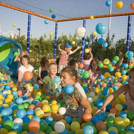 Numanablu Resort Sport Fun Kids 4 Stelle 4* Numana