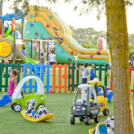 Tatil parkı Numanablu Resort Sport Fun Kids 4 Stelle 4*