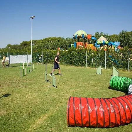 Numanablu Resort Sport Fun Kids 4 Stelle 4* Numana